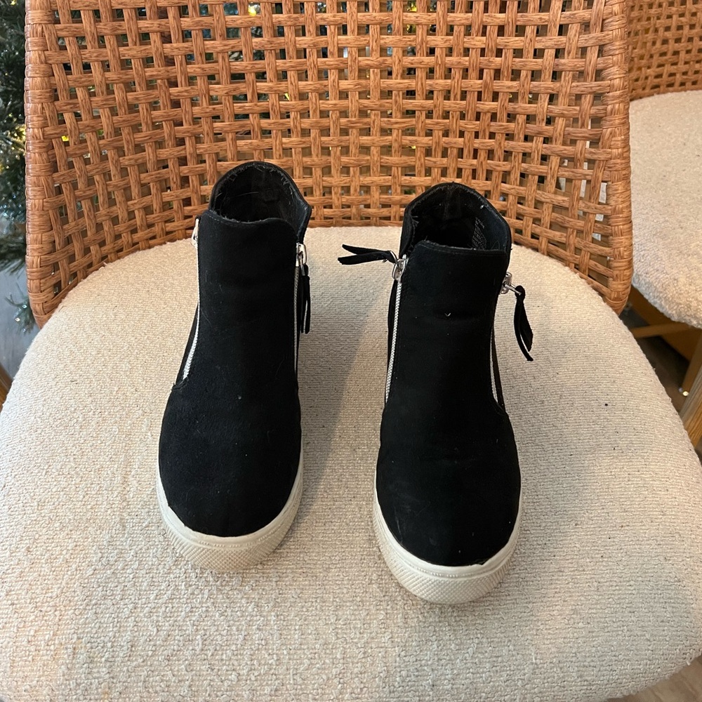 Black Kids Shoes with Side Zipper